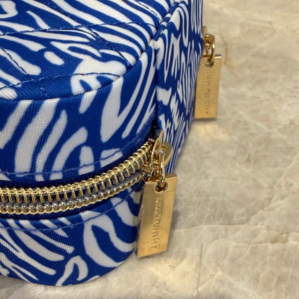 Lilly Pulitzer Blue and White Accessory Case - Picture 3 of 4
